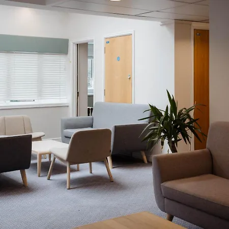 Peter Scott House Hotel 3*